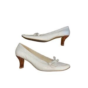 SW made in Italy women heels pump bow tie Bone Color Size 8 Vintage